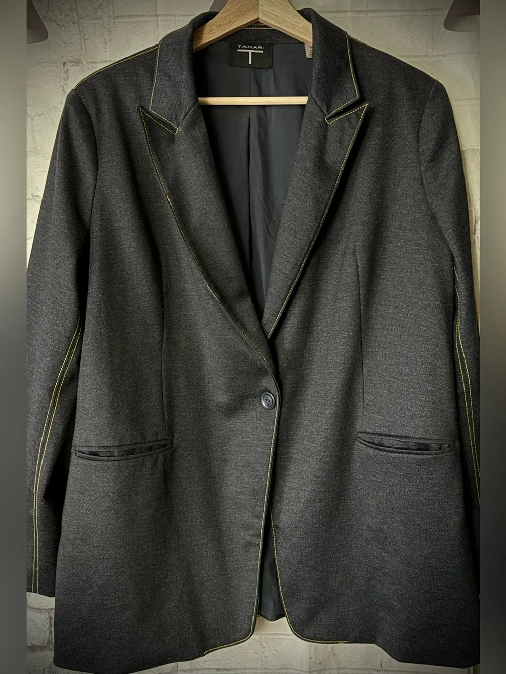 Tahari denim blazer